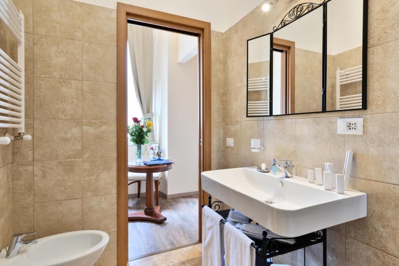 Vatican Domus Luxury Rooms ローマ エクステリア 写真