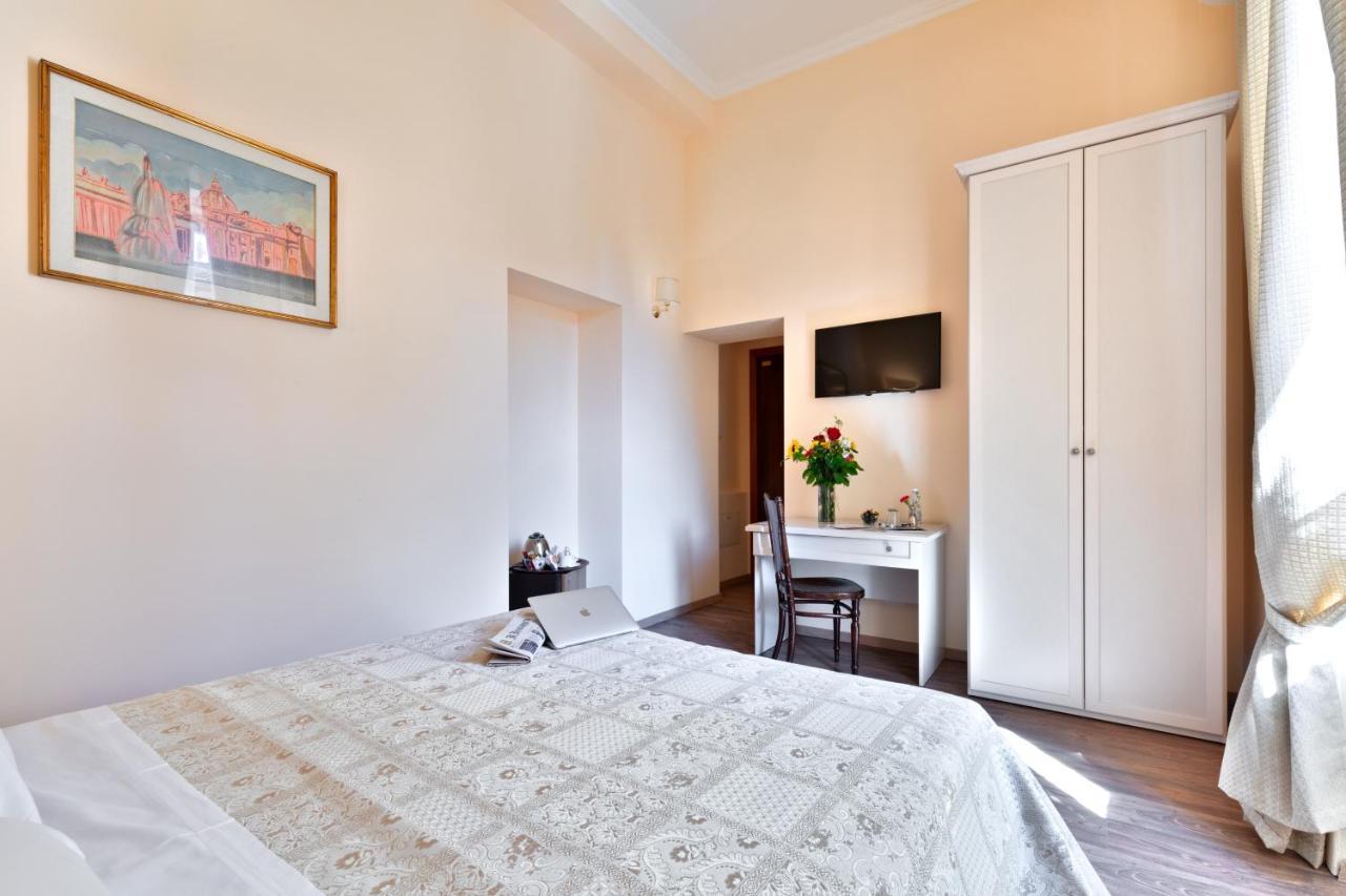 Vatican Domus Luxury Rooms ローマ エクステリア 写真